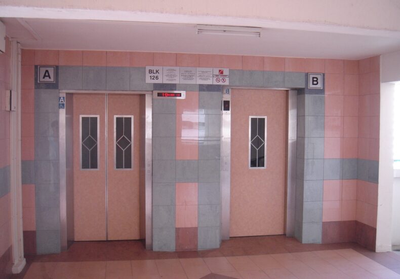 hdb lift dimensions