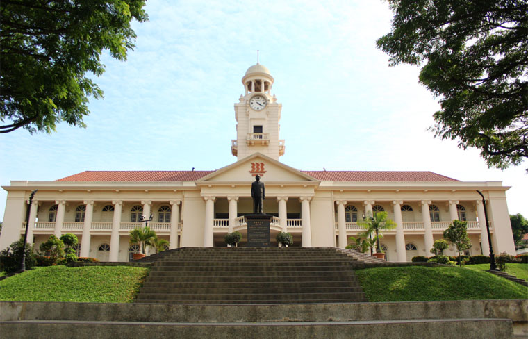 hwa chong cut off point